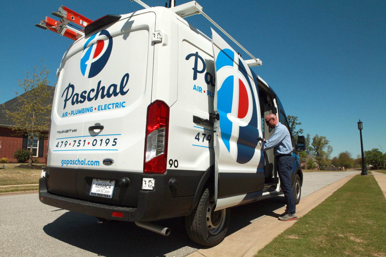 Van2